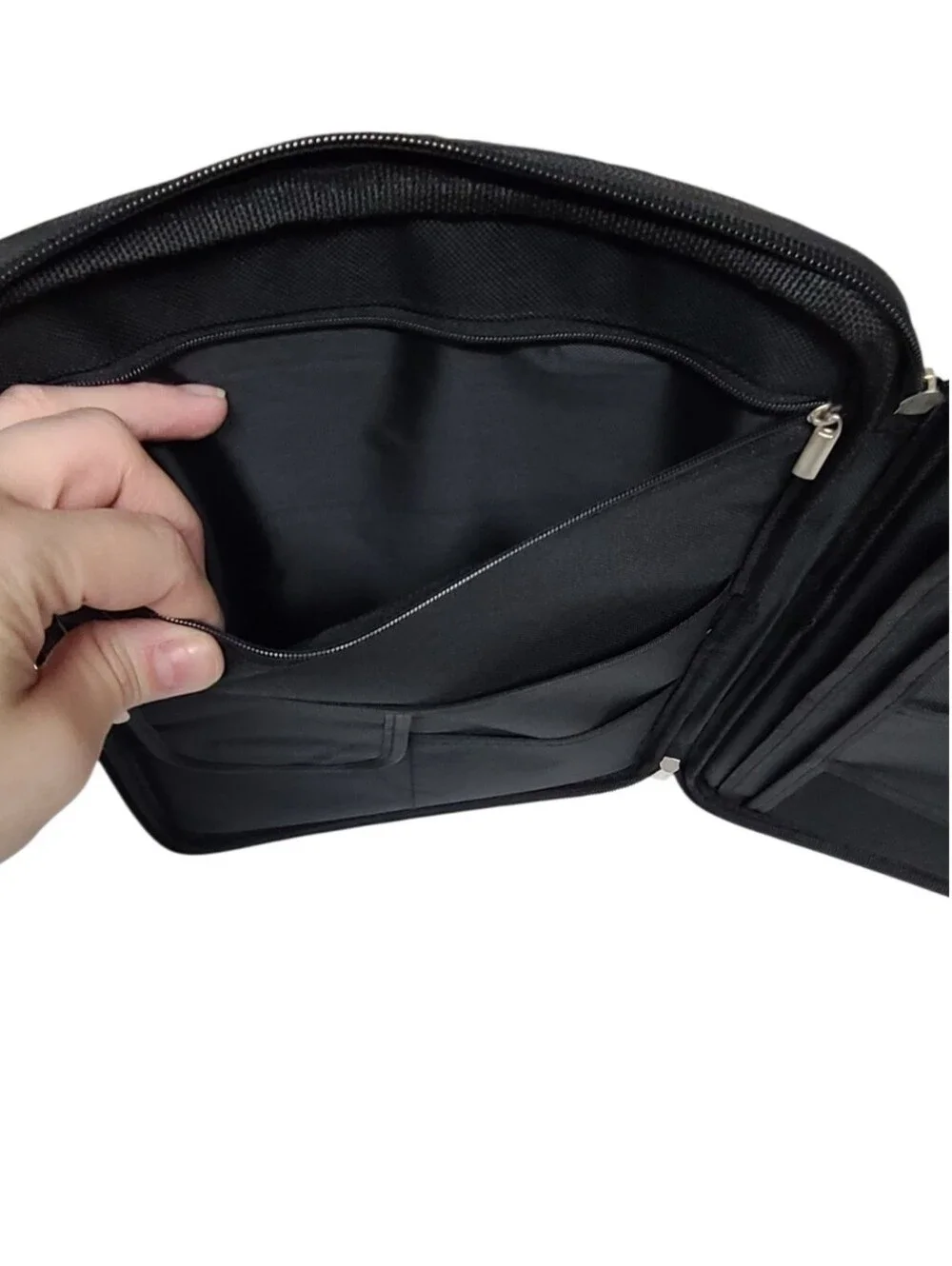 Black & White  Protective Zippered Carrying Case Sleeve with Handle Bag
